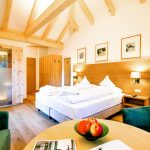 Alpenflair im Doppelzimmer mit Hydrosoftsaune, Hotel mit Sauna Algund